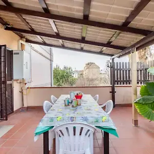 Per Chi Ama Prendere Il Caffe In Terrazzo Appartamento
