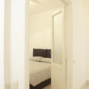Testaccio Old Apartment